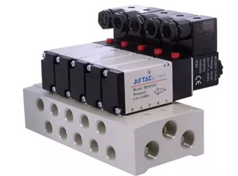 有關(guān)氣動系統(tǒng)原理及設(shè)計(jì)